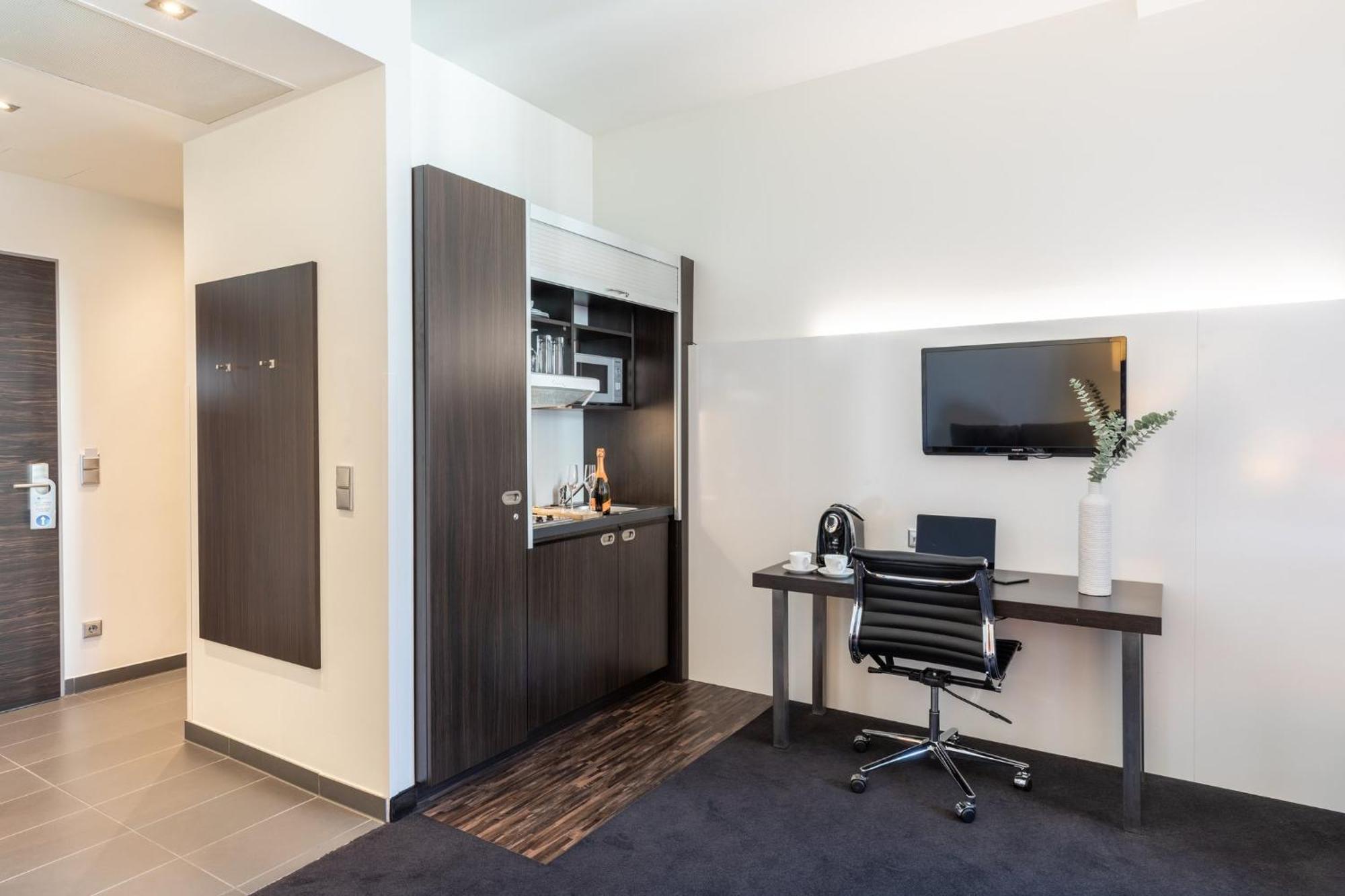 Hotel Garner - Mitte By Ihg Berlim